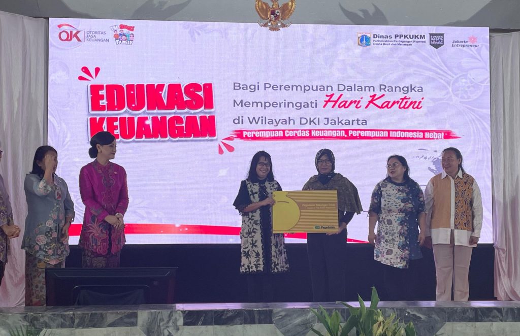 Semarakkan Hari Kartini, Pegadaian Kanwil IX Jakarta 2 Beri Edukasi Keuangan Ribuan Perempuan UMKM