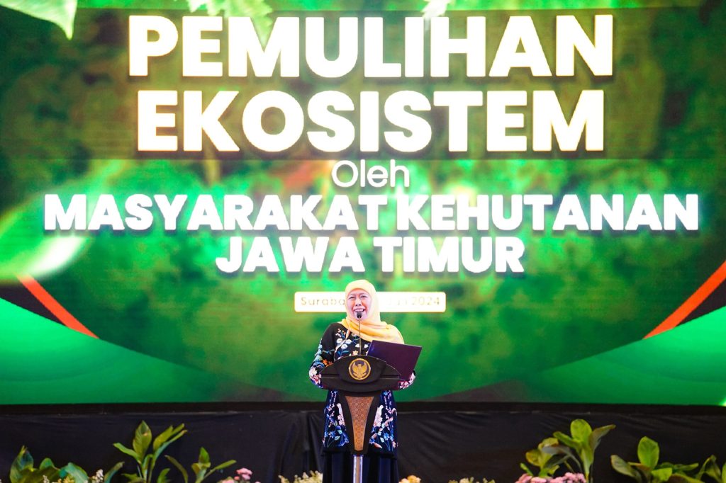 Khofifah Ajak Rawat Alam dan Sejahterakan Masyarakat Lewat Shodaqoh Oksigen