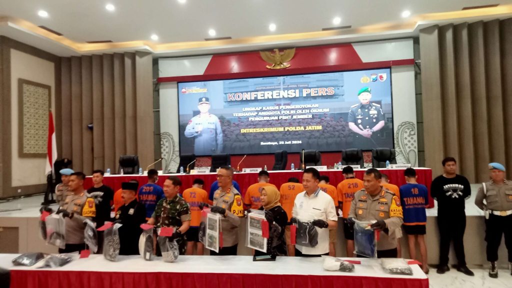 Polda Jatim Tetapkan 13 Oknum PSHT Jember, Pengroyok Anggota Polri Jadi Tersangka 