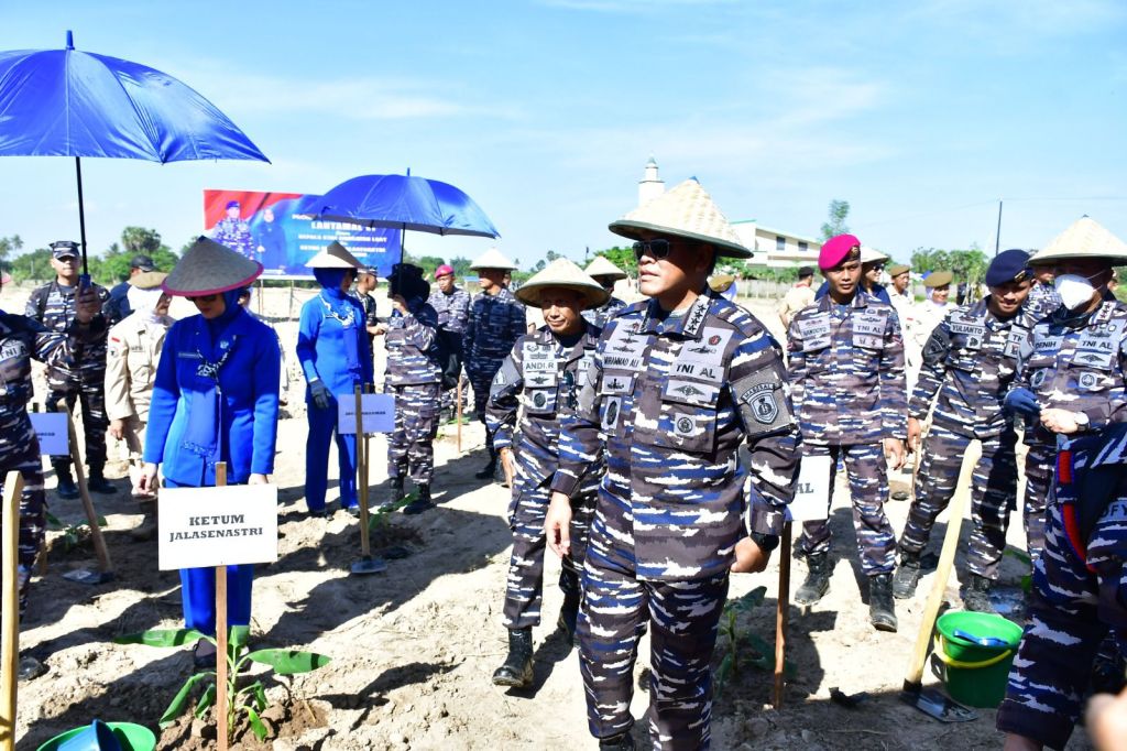 Di Gowa Sulsel, Dankodiklatal Ikut Dukung Ketahanan Pangan Lantamal&nbsp;VI