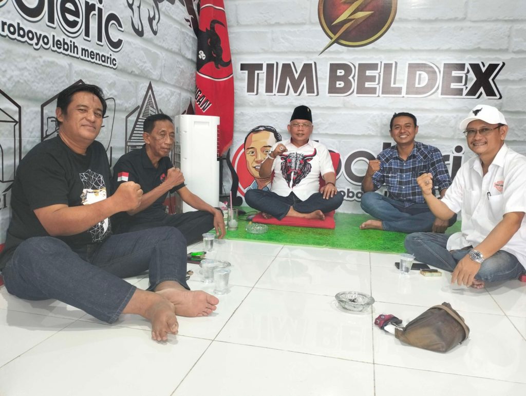 Posko PAC PDI Perjuangan Bubutan Terus Beroperasi, Fokus Kampanye Pilkada dan Menerima Aspirasi&nbsp;Masyarakat