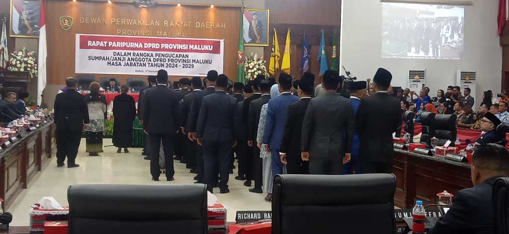 Ketua PT Ambon Lantik 45 Anggota DPRD Maluku Masa Jabatan&nbsp;2024-2029