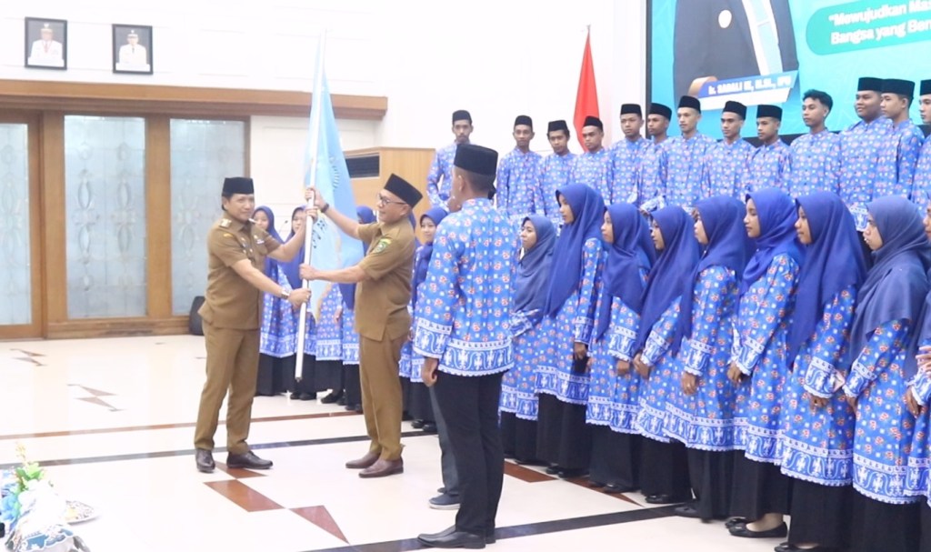Sadali Lepas 46 Kafilah MTQ Provinsi Maluku